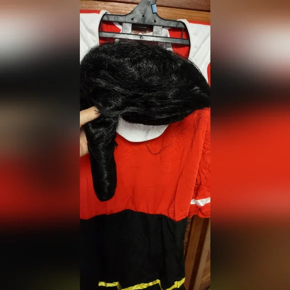 Olive Oyl Costume - Picture 3 of 6